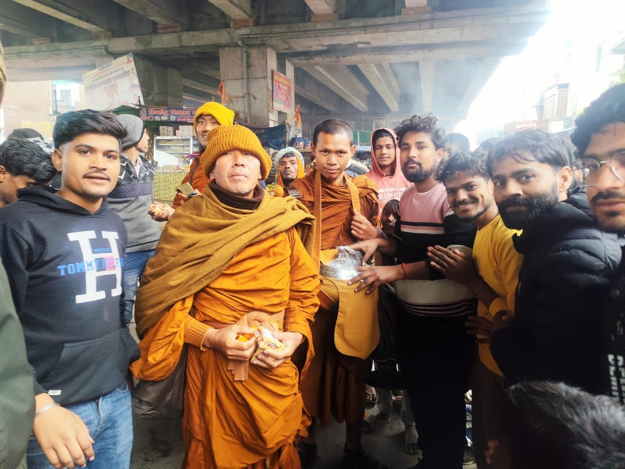 mainpuri news budhisth monk welcomed