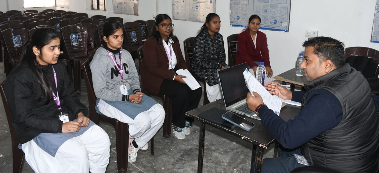 38 engineering students got jobs