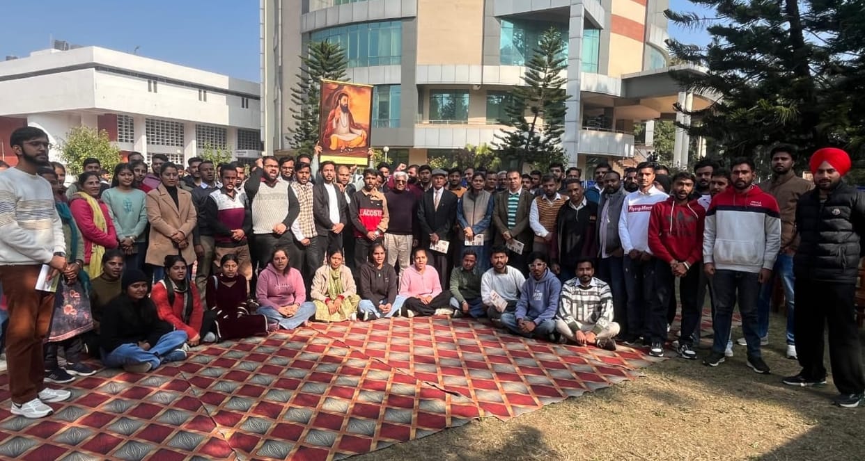 a seminar was held at the university on guru ravidas jayanti