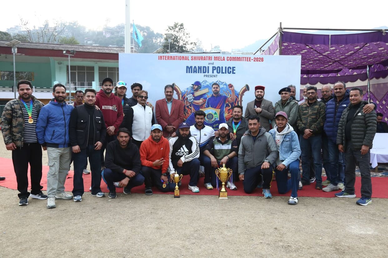 Kapil's half-century helped Shiv Shakti Gutkar win the cricket tournament.