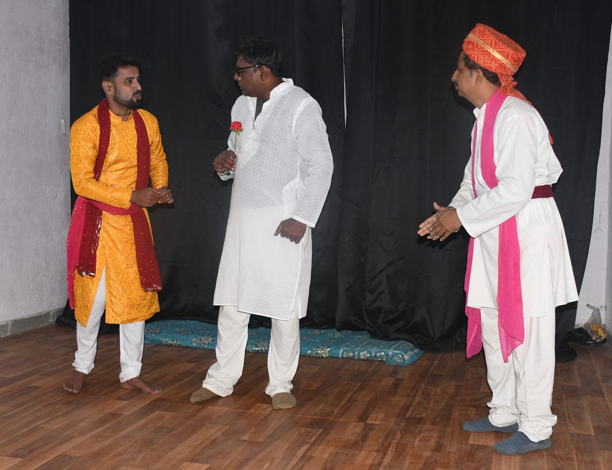 The play Saiya Bhaye Kotwal made the audience laugh a lot.