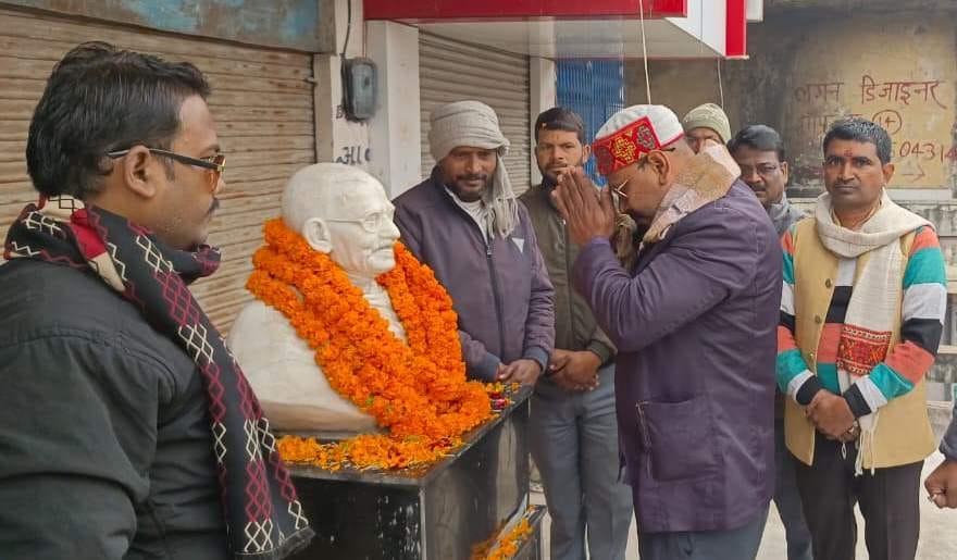 Gandhi's message of truth and non-violence is an ideal for the world