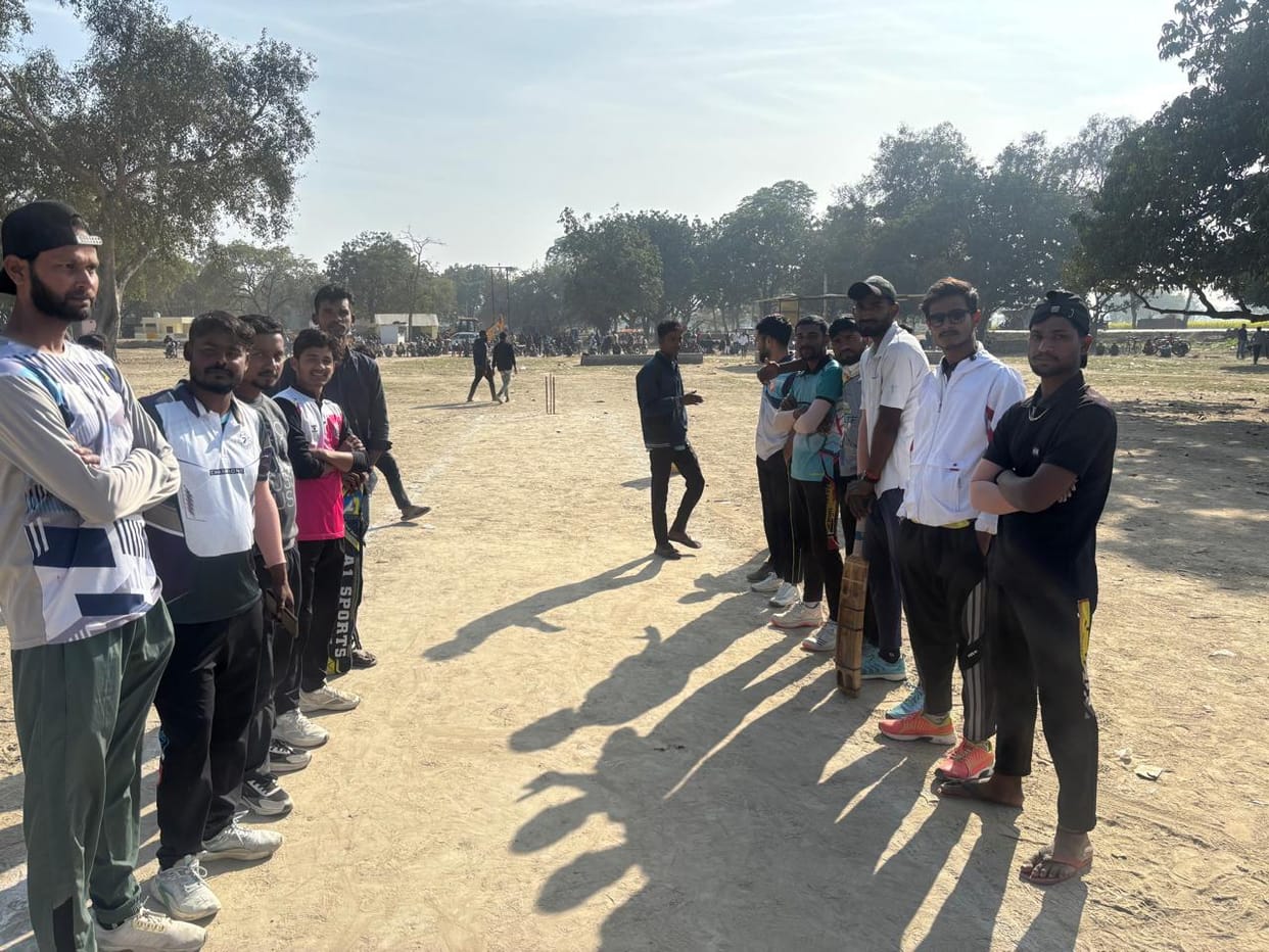 Radhapur defeated Kesaria to reach the semi-finals.