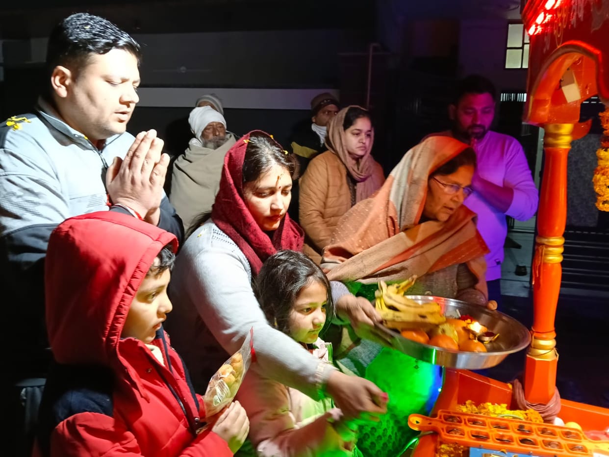 The chants of Har Har Mahadev echoed in the morning procession.