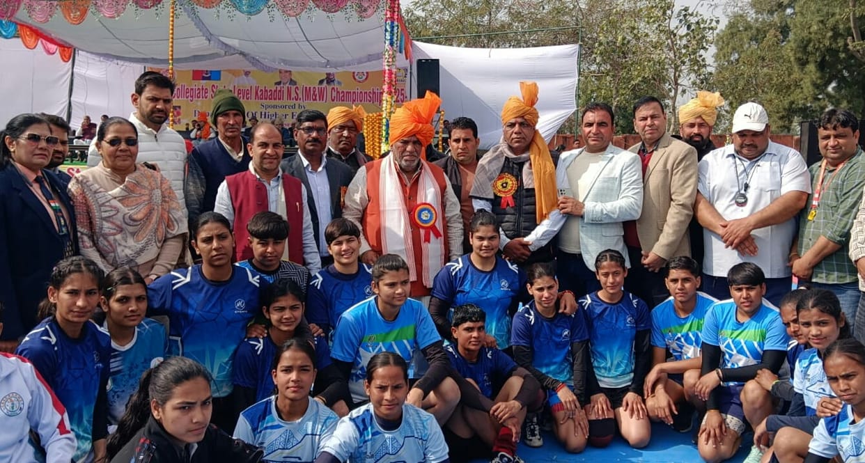 Deputy District Education Officer Bijendra Narwal conducted a surprise inspection of Aarohi Model School.