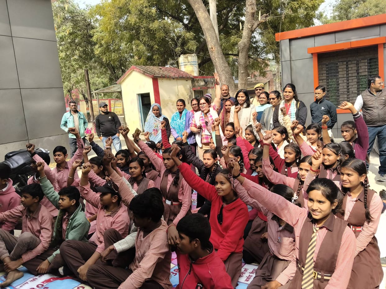 ADM Namami Gange told the children about the utility of water.