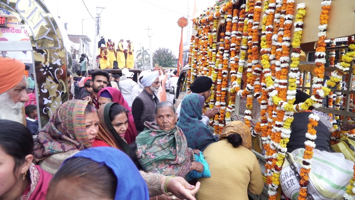 Saint Ravidas was hailed in Nagar Kirtan