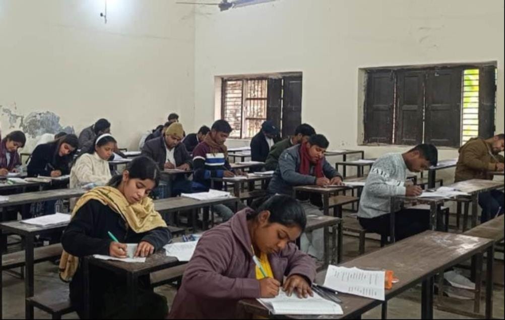 Two cheaters caught in LLB exam