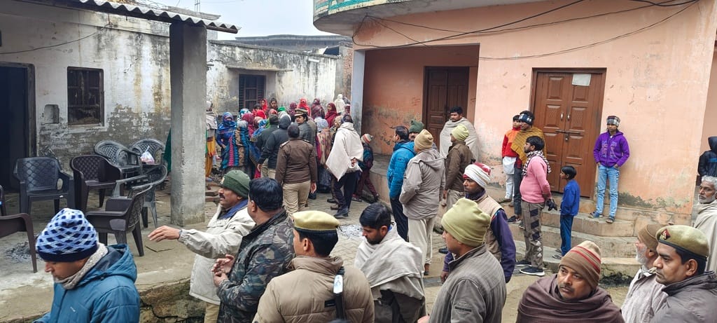 Massive uproar after the death of the rape victim, the body remained on the road for 40 minutes.