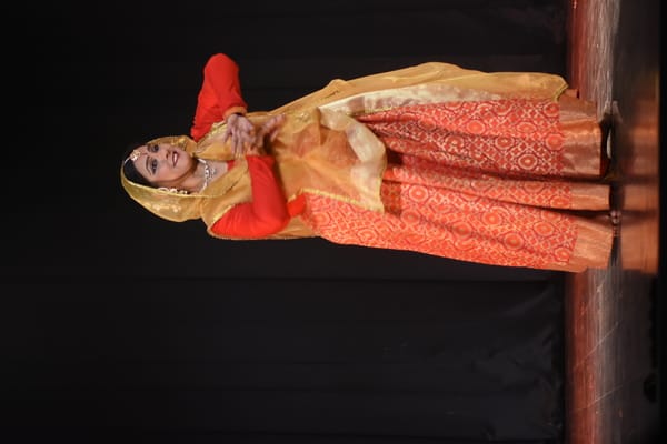 Discussion on dance traditions, feet dancing on stage