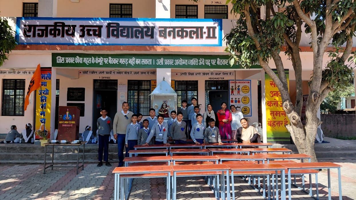 jd khan donated desk to bankala _2 school