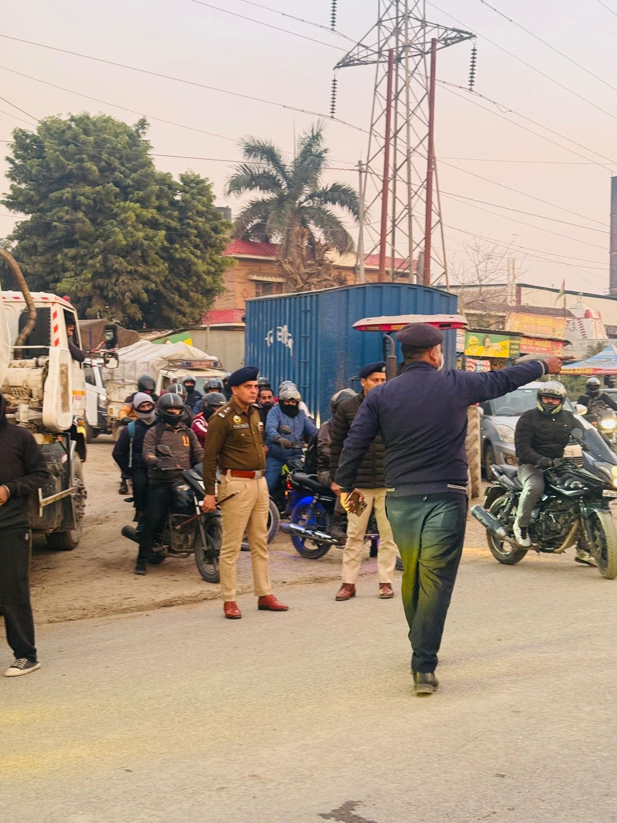 179 challans issued in five days for overtaking from the wrong side