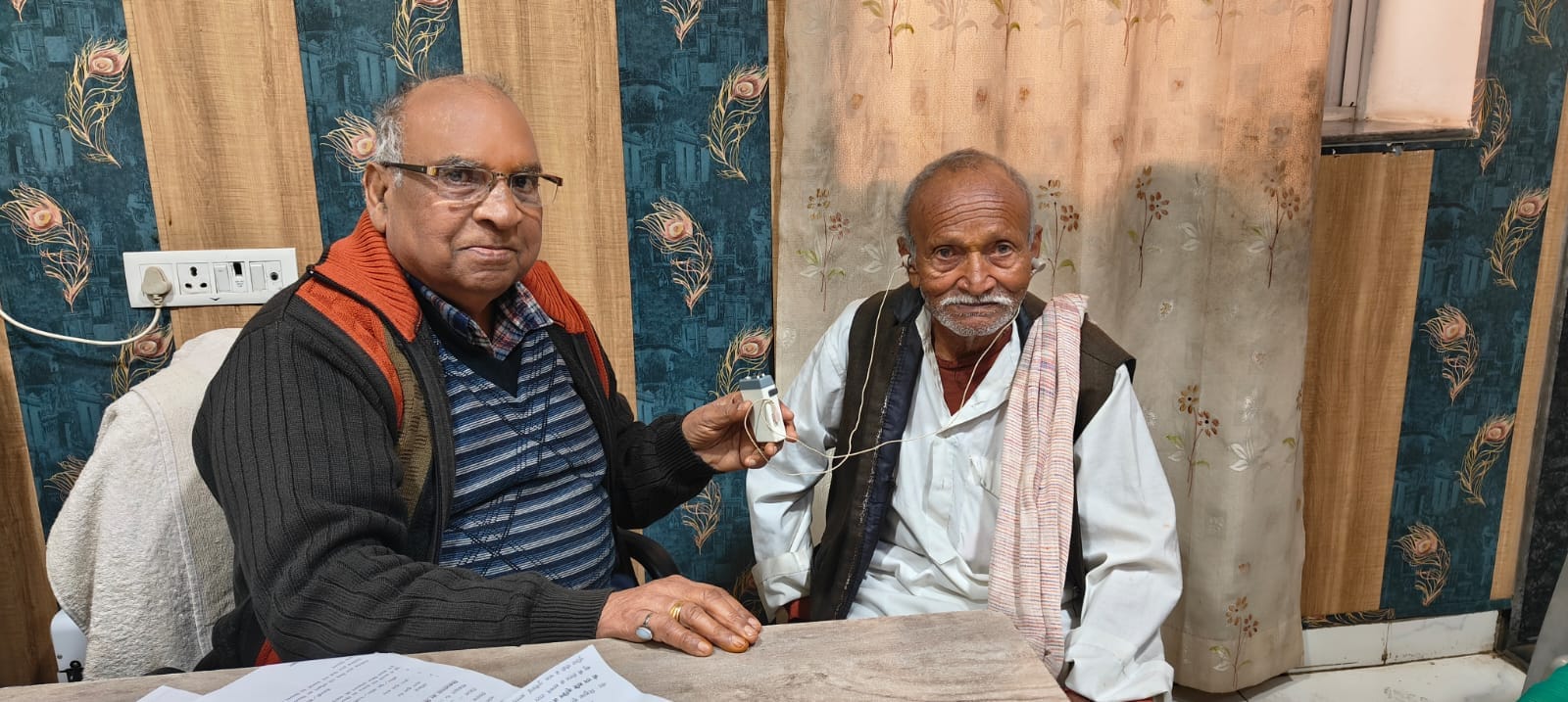 Elderly people will not be able to hear loud noises, 45 people got machines.