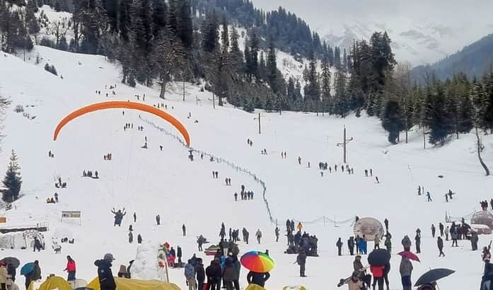 Best Paragliding destinations In India Adventure Sports Places Disprj