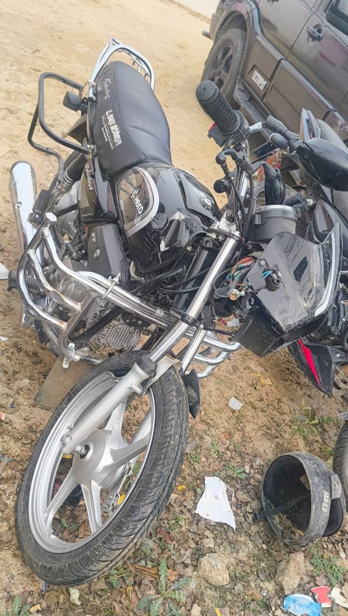 Siddharthnagar News : Cleaner dies in accident while returning from duty at Siddharthnagar Festival