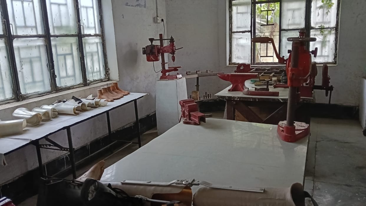 Artificial limb manufacturing stalled due to lack of budget; staff salaries also remain unpaid.