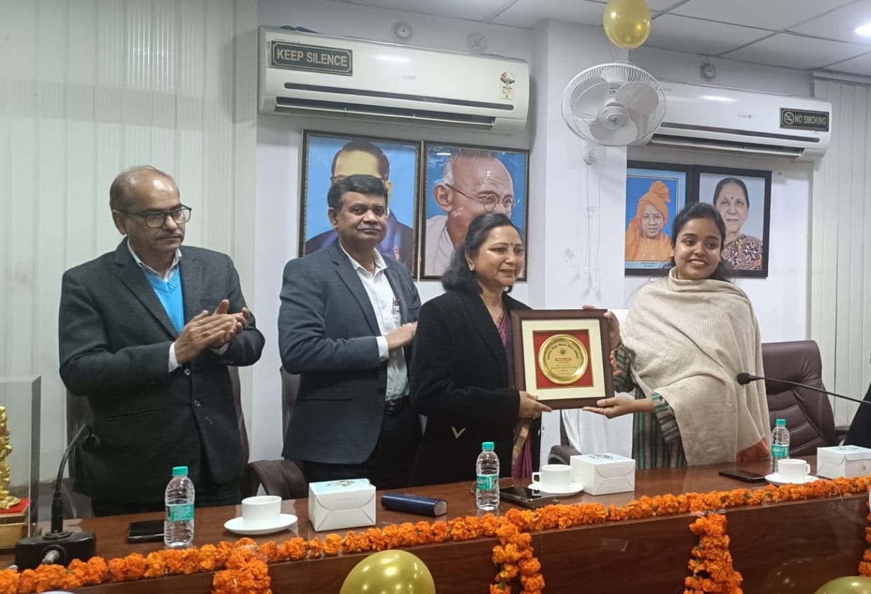 Emotional farewell to retired women officers