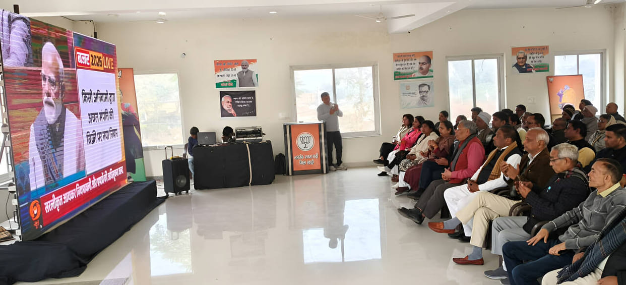 Hopes of girls hostel have arisen in the district, students will get benefit