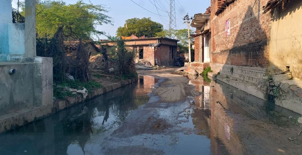 Har Ghar Jal Yojana: Somewhere there are potholes and somewhere there is a pond like view