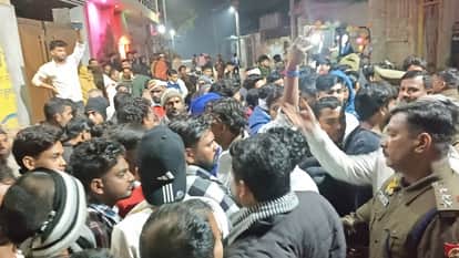 Unauthorized procession stopped in Pathed, uproar in protest