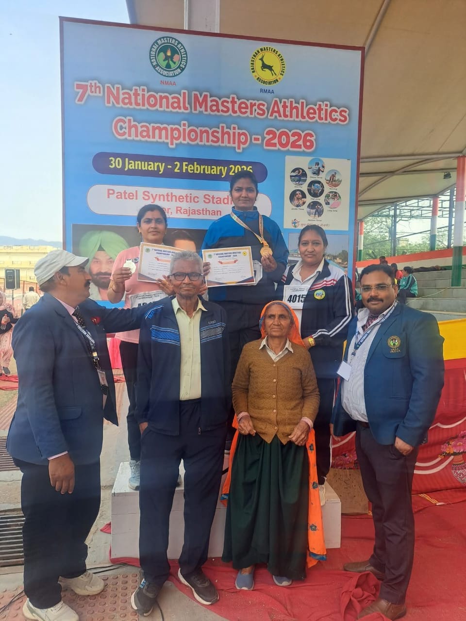 Kavita won the gold medal in the walk race at the national level.