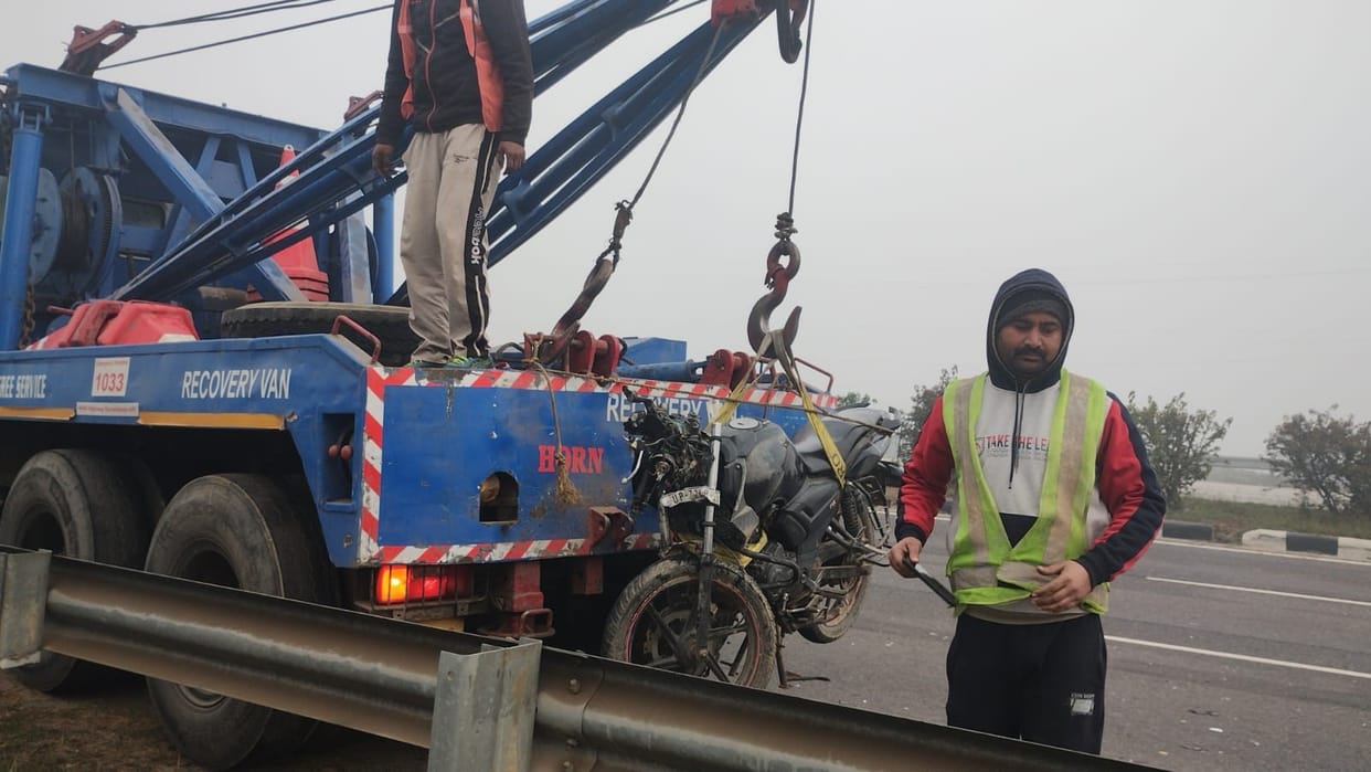 An Innova car collided with a motorcycle, injuring two pilgrims.