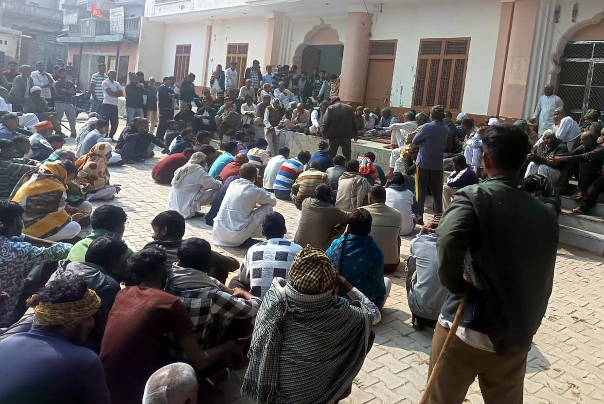 A 36-community grand council was held in Khawa to protest against social evils and drug abuse. A 31-member committee was formed.