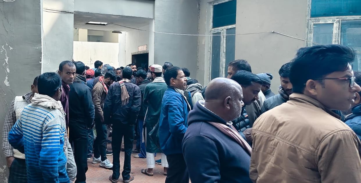 Waiting for doctors for hours... disabled people remained troubled