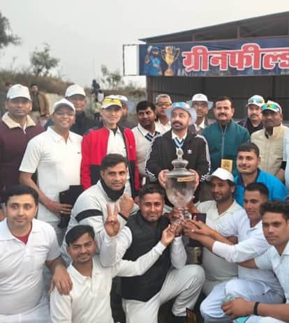 Bench beats Bar by 30 runs in friendly match, District Judge is best bowler
