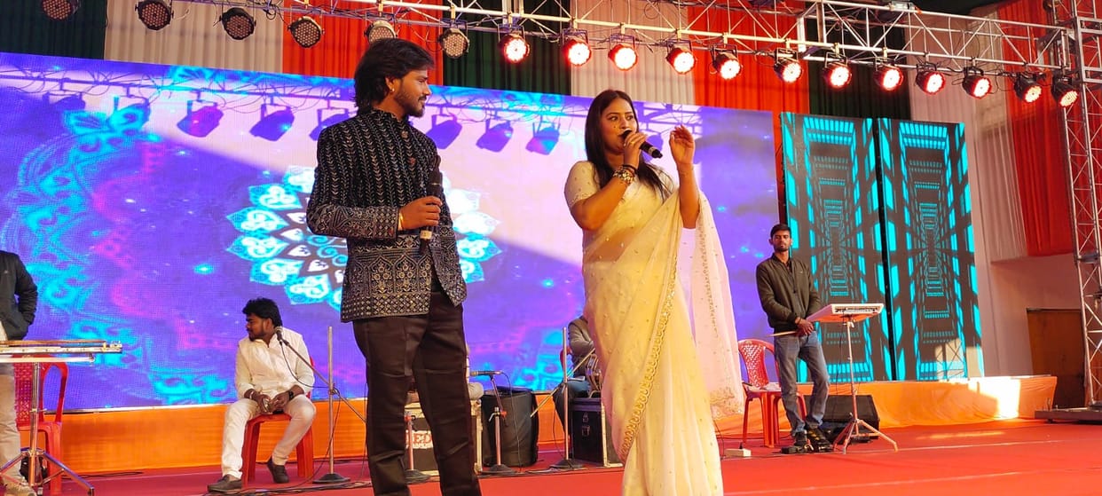 Local artists enthralled the audience at the Maghar Festival.