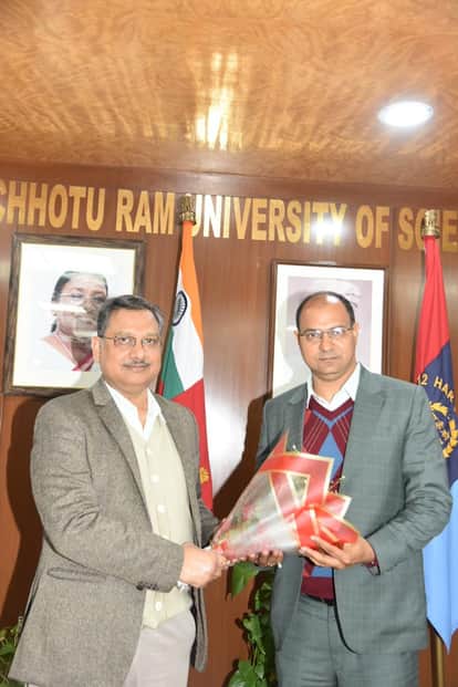 Professor Ashutosh Mishra has assumed the additional charge of Registrar at DCRUST.