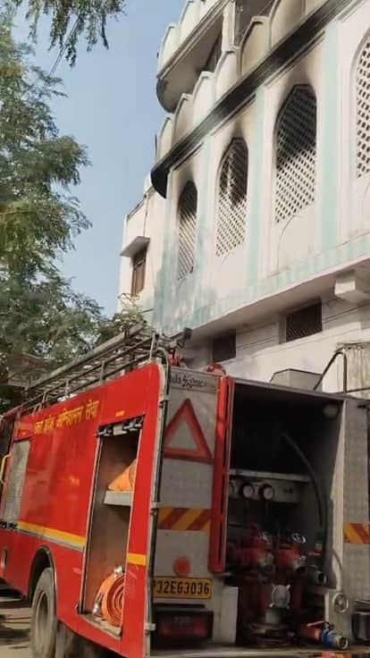 Madrasa caught fire, 150 children escaped to save their lives