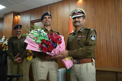 पुलिस कमिश्नर संजय कुमार।