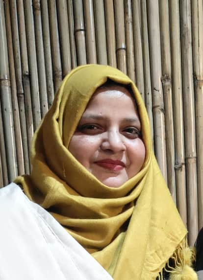 The women said that hostels will be built in every district, and She Marts will make half of the population self-reliant.