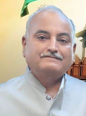 सुनील गुप्ता, केमिस्ट