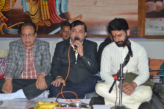 Devotees recited Hanuman Chalisa