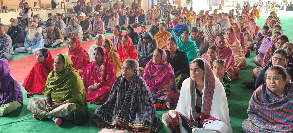 Faith determines the direction of life: Neelam Bharti