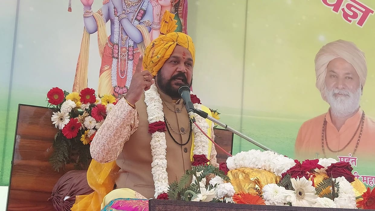 The divine presence resides where there is devotion and the company of saints: Dharmpal Nabha