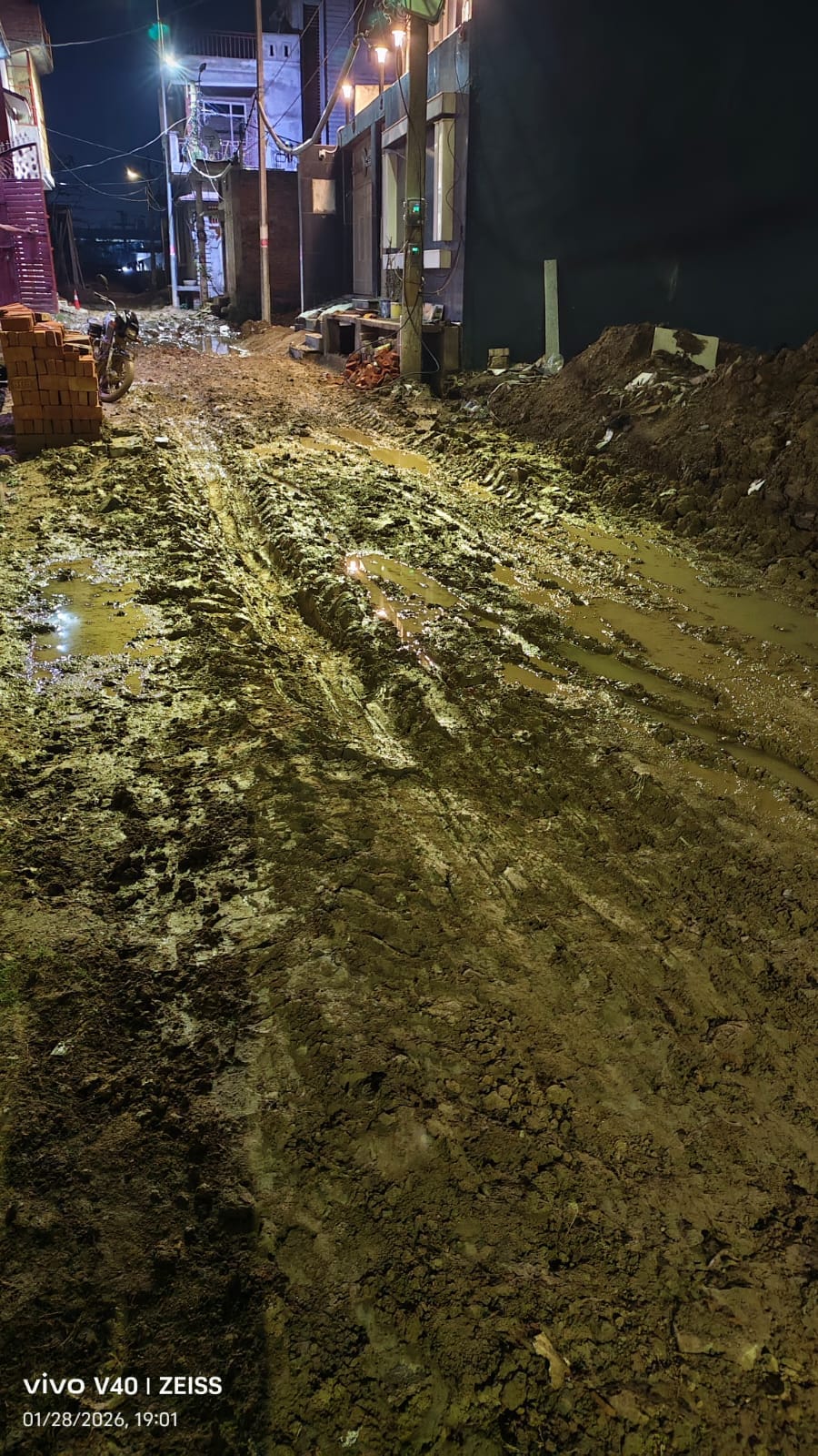 Residents of Defence Colony are suffering the consequences of sewer line excavation