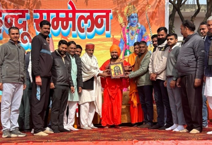 Discrimination must be ended and all Hindus must be united: Shashwatanand Saraswati