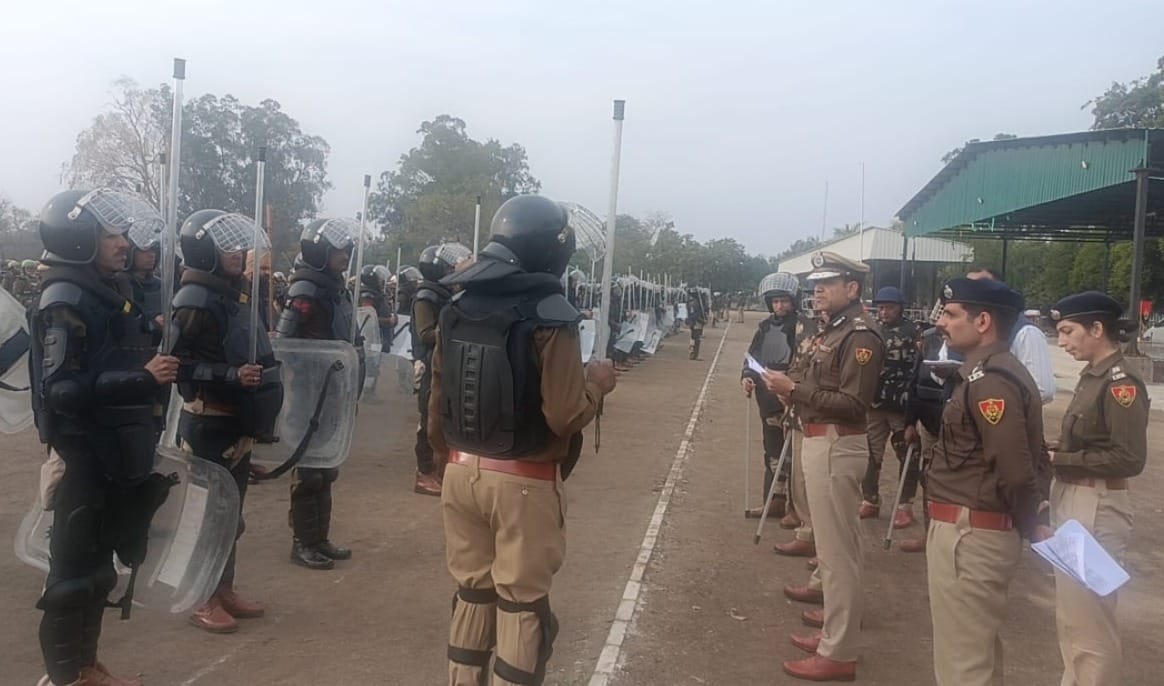 IGP Rakesh Arya tested the capabilities of the soldiers.IGP Rakesh Arya tested the capabilities of the soldiers.