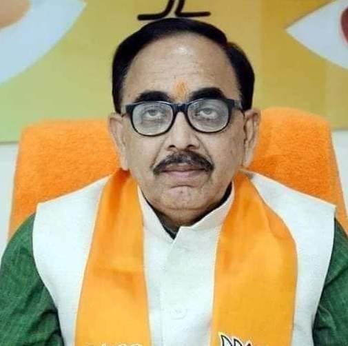 Former Union Minister Dr. Mahendra Nath Pandey described the budget as visionary.