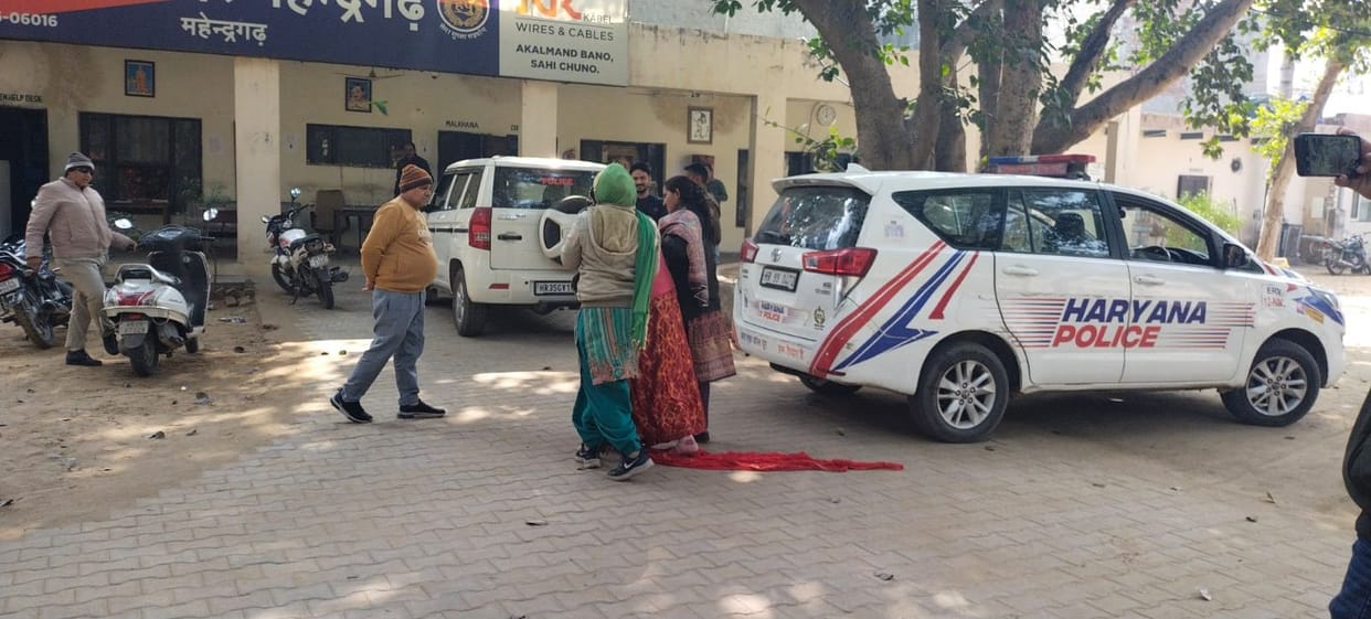 Rajasthan woman found drunk on a bus, taken to police station by police