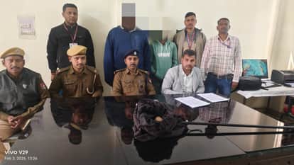 Bihar Crime: Wildlife smuggling exposed at Gaya railway station, two smugglers arrested with rare Red Sand Boa