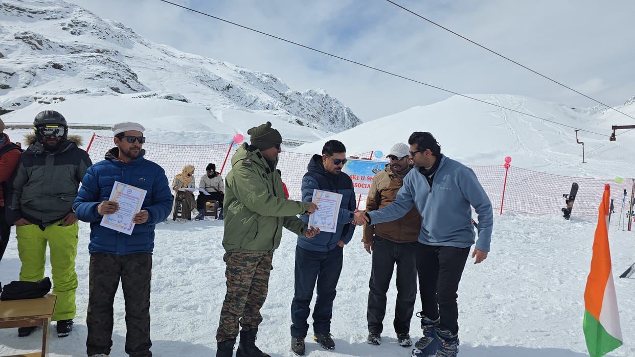 Leh, Snow Ski Course, Drass, 25 Applicant Participate