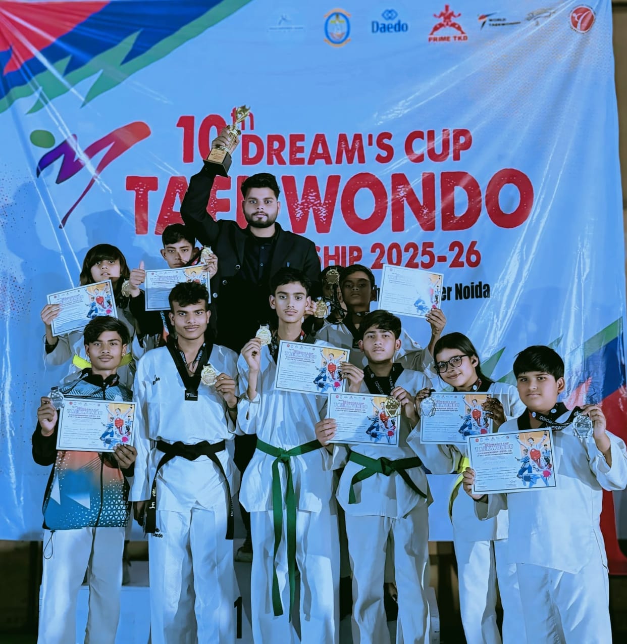 Players won seven gold and four silver medals.