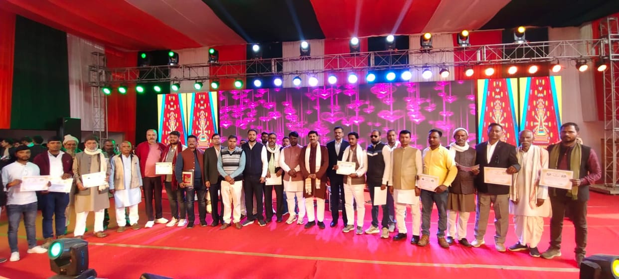 13 progressive farmers were honored in the seminar.