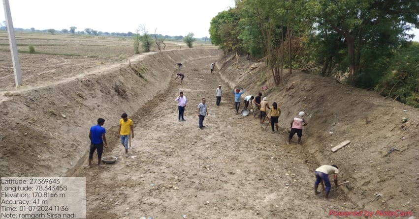 MNREGA payments worth 80 crore rupees are stuck, leaving suppliers and staff in distress.