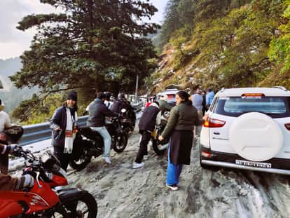 UP: Weather changes in the state contrary to heat warning, cold winds and rain warning issued; know the foreca