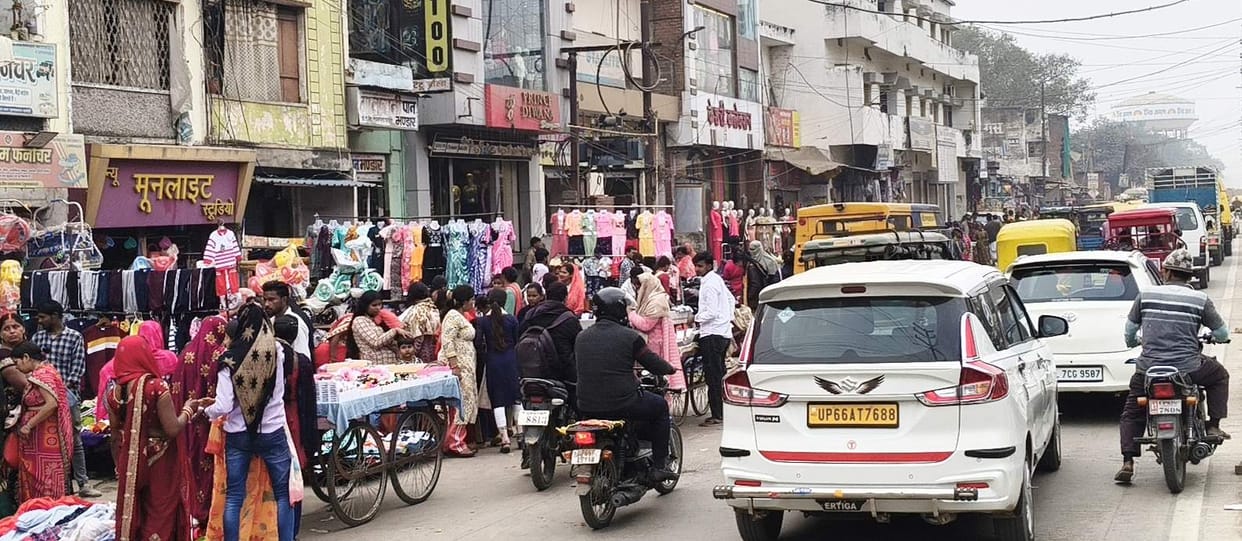 A bridge will be constructed on the road connecting the two blocks, at a cost of 94 lakh rupees.